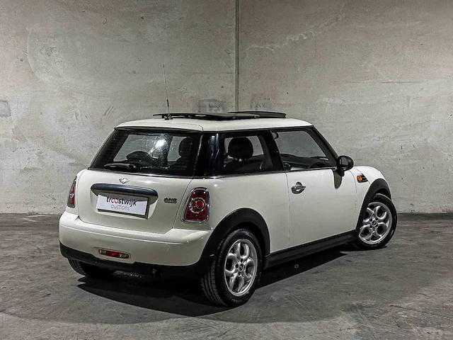 Mini 1.6 one 98pk 2011, s-637-tt - afbeelding 35 van  36