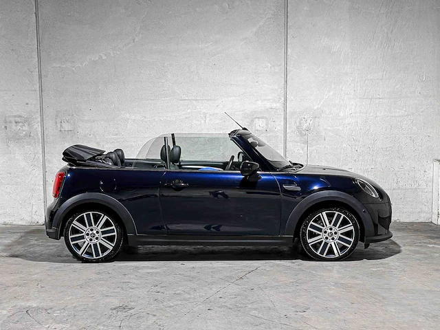 Mini cabrio 1.5 cooper yours 136pk 2021, p-534-sf - afbeelding 2 van  45