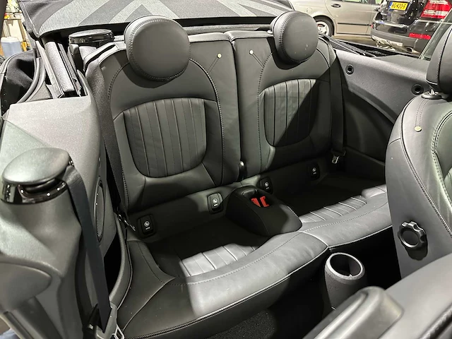 Mini cabrio 1.5 cooper yours 136pk 2021, p-534-sf - afbeelding 35 van  45