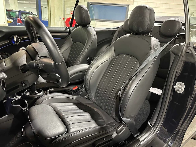 Mini cabrio 1.5 cooper yours 136pk 2021, p-534-sf - afbeelding 36 van  45