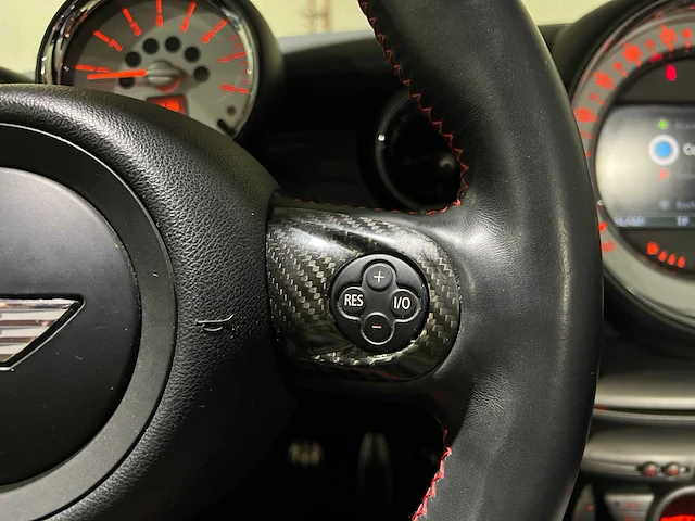 Mini cabrio cooper s 1.6 chili 174pk 2009, 84-jrt-3 - afbeelding 19 van  47