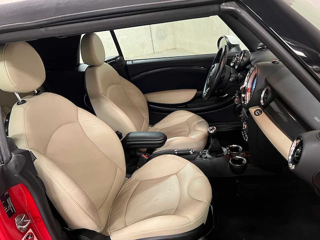 Mini cabriolet cooper s chili 1.6 184pk 2013, 7-tgk-59 - afbeelding 11 van  53