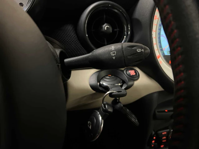 Mini cabriolet cooper s chili 1.6 184pk 2013, 7-tgk-59 - afbeelding 38 van  53