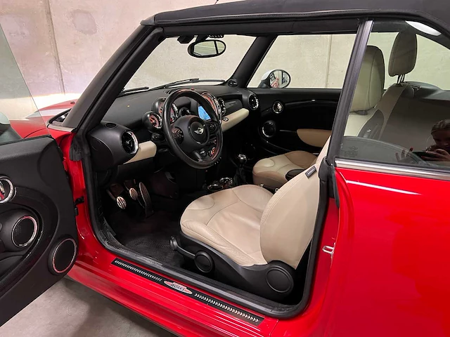 Mini cabriolet cooper s chili 1.6 184pk 2013, 7-tgk-59 - afbeelding 48 van  53