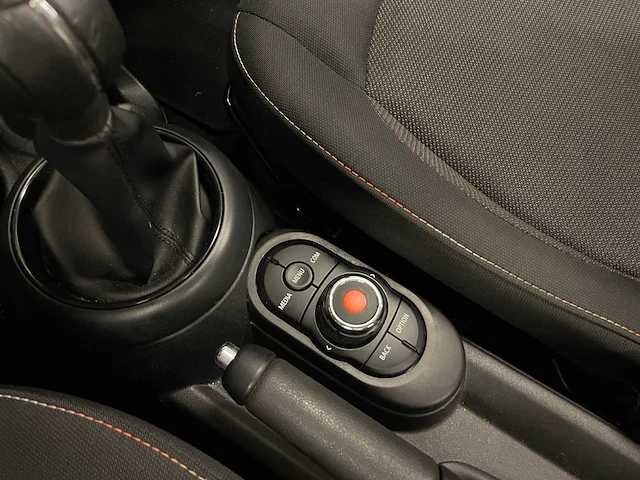 Mini cabriolet one salt 1.5 102pk 2019 (origineel-nl), xh-905-t - afbeelding 38 van  49
