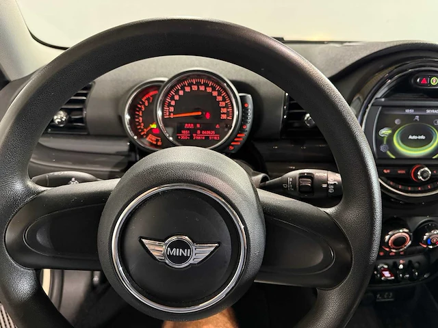 Mini clubman 1.5 one, jz-833-z - afbeelding 3 van  17