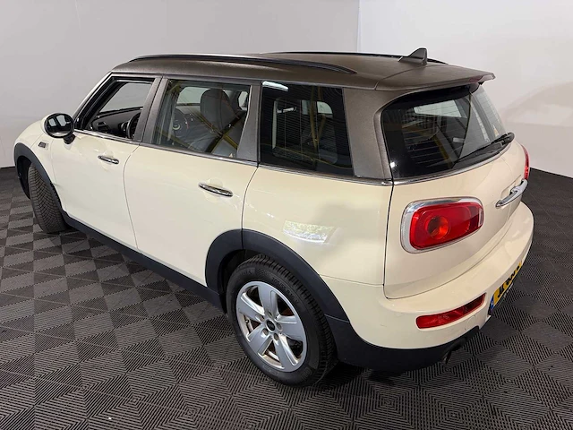 Mini clubman 1.5 one, jz-833-z - afbeelding 10 van  17
