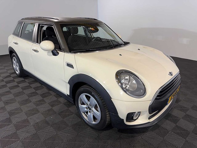 Mini clubman 1.5 one, jz-833-z - afbeelding 16 van  17