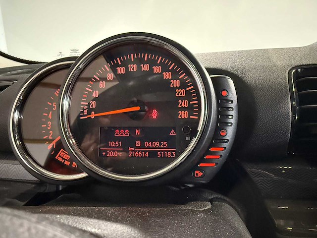 Mini clubman 1.5 one, jz-833-z - afbeelding 2 van  17