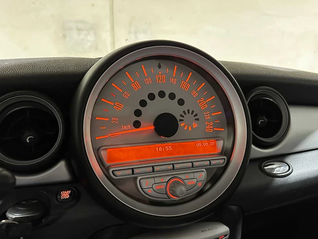 Mini clubman 1.6 cooper d pepper 109pk 2008, 87-ghp-6 - afbeelding 15 van  35