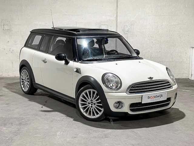 Mini clubman 1.6 cooper d pepper 109pk 2008, 87-ghp-6 - afbeelding 32 van  35
