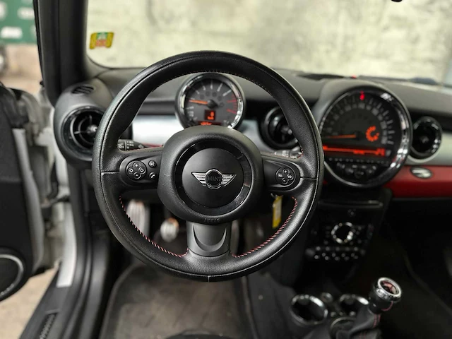 Mini clubman 1.6 john cooper works chili 211pk 2012, nh-080-b - afbeelding 10 van  44