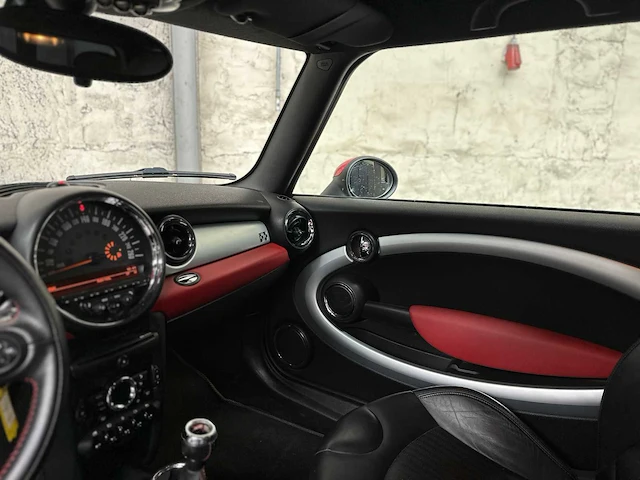 Mini clubman 1.6 john cooper works chili 211pk 2012, nh-080-b - afbeelding 13 van  44