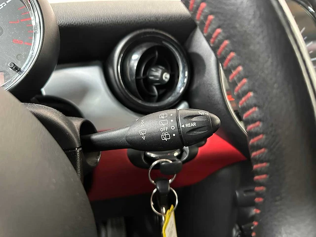 Mini clubman 1.6 john cooper works chili 211pk 2012, nh-080-b - afbeelding 16 van  44