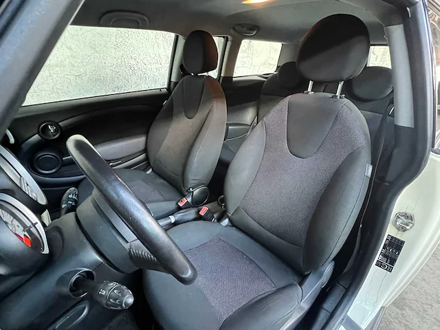 Mini clubman cooper 1.6 120pk 2009, k-346-sr - afbeelding 29 van  35