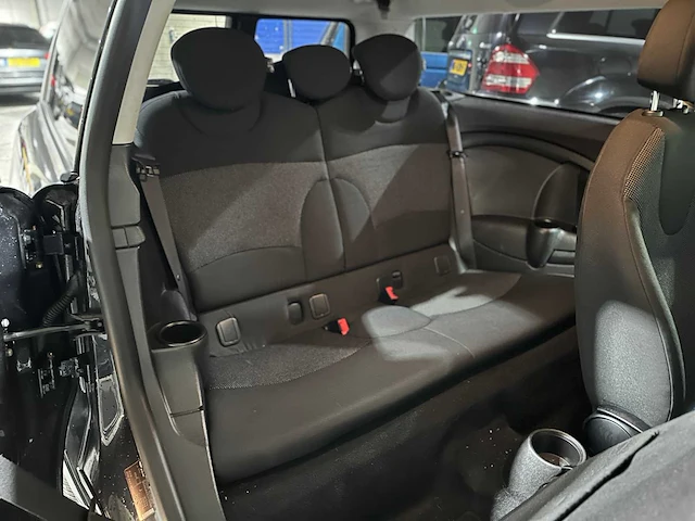 Mini clubman cooper d pepper 1.6 109 2008, 61-gnh-9 - afbeelding 30 van  38