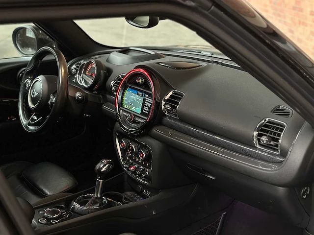 Mini clubman cooper s 2.0 chili serious business 192pk 2015, j-097-fs - afbeelding 36 van  44