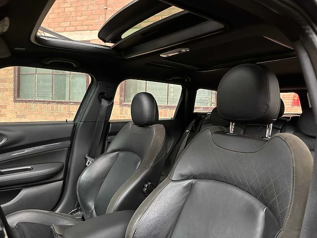 Mini clubman cooper s 2.0 chili serious business 192pk 2015, j-097-fs - afbeelding 40 van  44