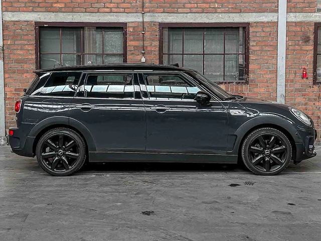 Mini clubman cooper s 2.0 chili serious business 192pk 2015, j-097-fs - afbeelding 8 van  44