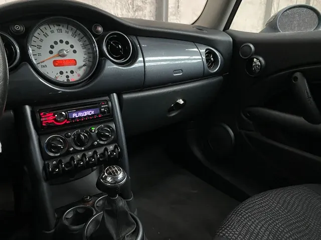 Mini cooper 1.6 116pk 2003, 75-sfh-7 - afbeelding 35 van  56