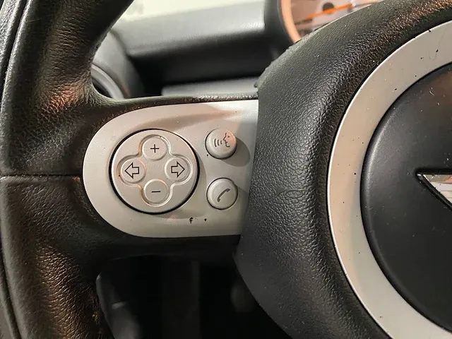 Mini cooper 1.6 136000 km 41-jfz-4 - afbeelding 2 van  17