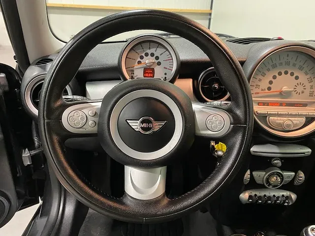 Mini cooper 1.6 136000 km 41-jfz-4 - afbeelding 17 van  17