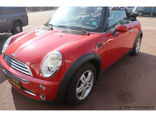 Mini cooper cabrio - 1.6 benzine | apk tot mei 2026 | kenteken: 08-sx-vh - afbeelding 19 van  25