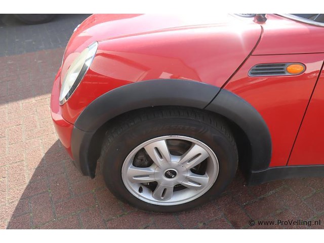 Mini cooper cabrio - 1.6 benzine | apk tot mei 2026 | kenteken: 08-sx-vh - afbeelding 20 van  25