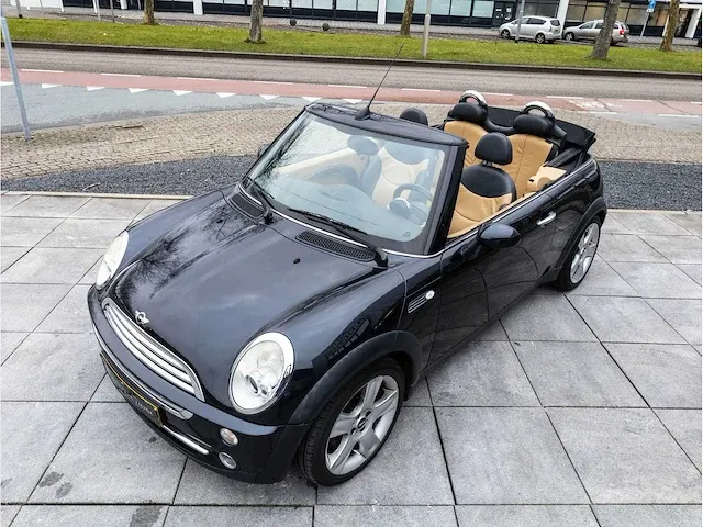 Mini cooper cabrio 1.6 chili 2006 lederen bekleding stoelverwarming parkeersensoren climate control 17"inch, 90-tf-sj - afbeelding 3 van  38