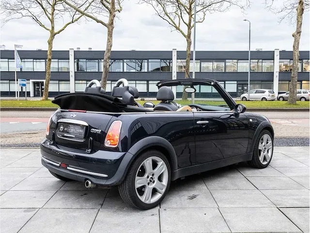 Mini cooper cabrio 1.6 chili 2006 lederen bekleding stoelverwarming parkeersensoren climate control 17"inch, 90-tf-sj - afbeelding 34 van  38