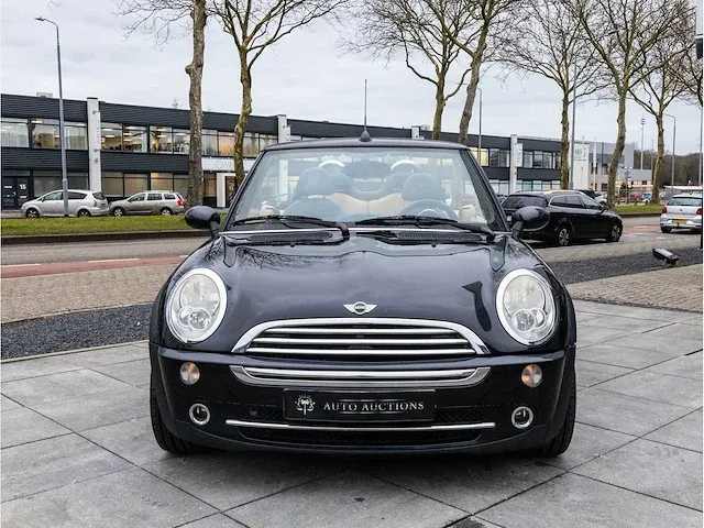 Mini cooper cabrio 1.6 chili 2006 lederen bekleding stoelverwarming parkeersensoren climate control 17"inch, 90-tf-sj - afbeelding 38 van  38