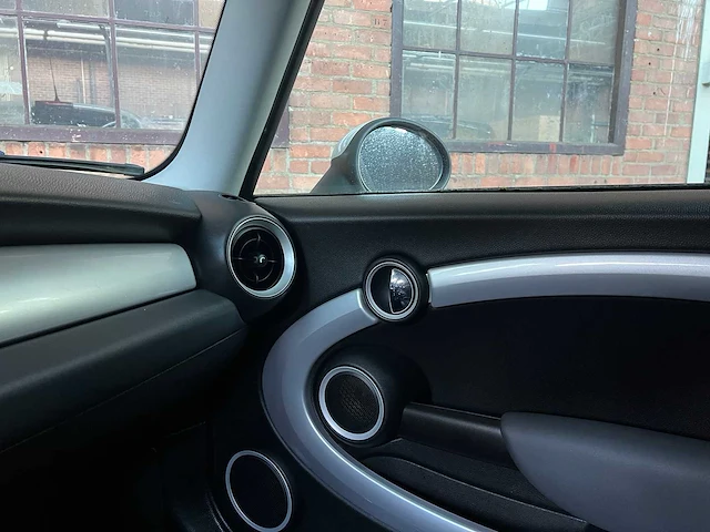 Mini cooper chili 1.6 120pk 2007 (origineel-nl), 60-tx-vs - afbeelding 20 van  40