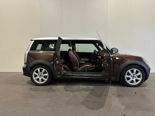 Mini cooper chili clubman 1.6 10-zp-kj - afbeelding 23 van  25