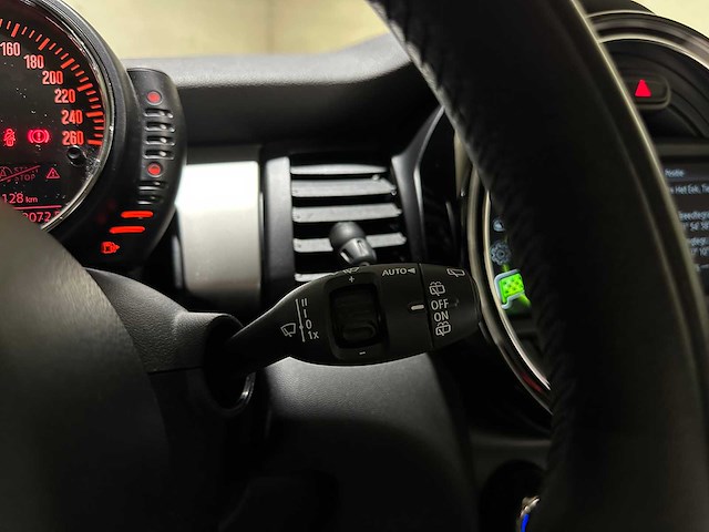 Mini cooper d chili 1.5 automaat 116pk 2015, gv-718-d - afbeelding 22 van  42