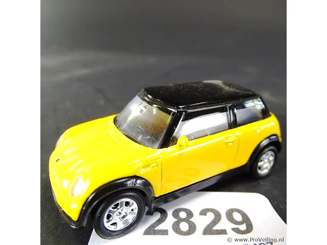 Mini cooper geel-zwart - afbeelding 1 van  3