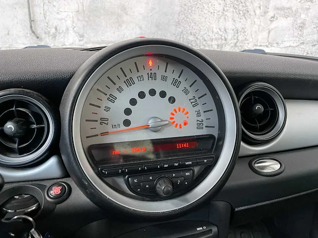 Mini cooper one 1.6 minimalist business line 98pk 2010 (origineel-nl), 37-npb-5 - afbeelding 20 van  43