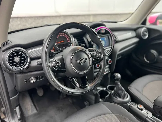 Mini cooper pepper 1.5 136pk 2019 orig-nl, zv-199-s - afbeelding 16 van  61