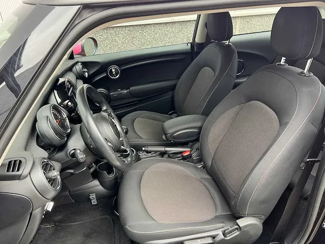 Mini cooper pepper 1.5 136pk 2019 orig-nl, zv-199-s - afbeelding 47 van  61