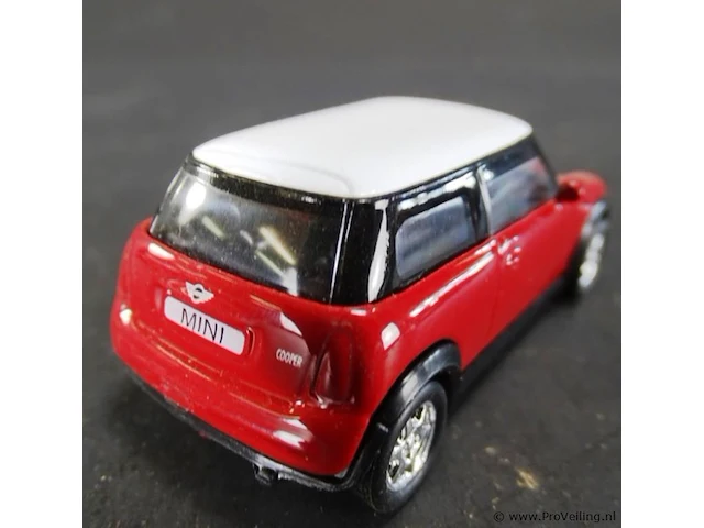 Mini cooper rood-wit - afbeelding 2 van  3