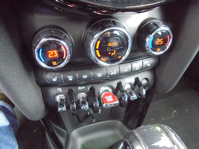 Mini cooper s - 2015 - 5 drs automaat - - afbeelding 3 van  15