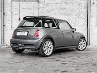 Mini cooper s 1.6 163pk 2004, 22-xs-xk - afbeelding 2 van  50