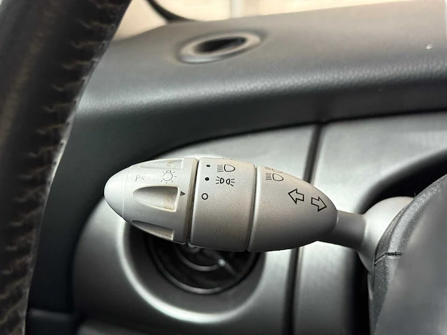 Mini cooper s 1.6 163pk 2004, 22-xs-xk - afbeelding 14 van  50