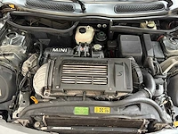 Mini cooper s 1.6 163pk 2004, 22-xs-xk - afbeelding 42 van  50