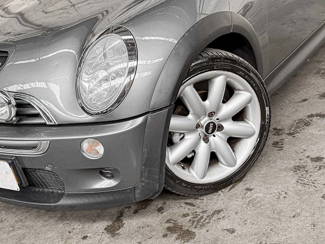 Mini cooper s 1.6 163pk 2004, 22-xs-xk - afbeelding 34 van  50