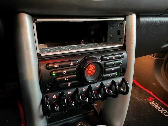 Mini cooper s 1.6 170pk 2004, 77-kht-5 - afbeelding 12 van  25