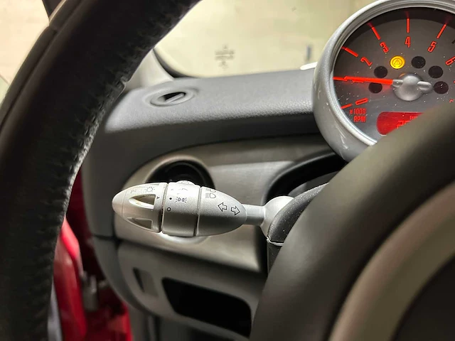 Mini cooper s 1.6 170pk 2005, 17-kbs-7 youngtimer - afbeelding 16 van  40