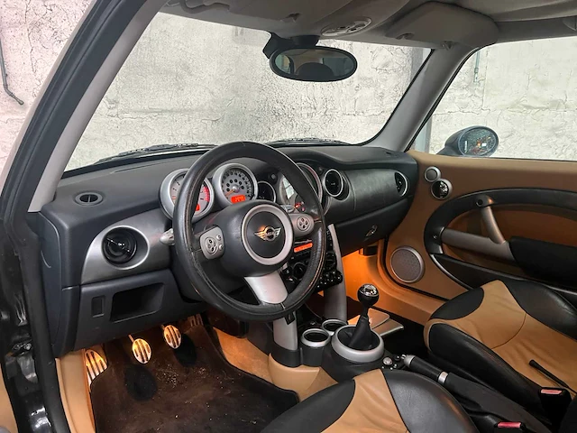 Mini cooper s 1.6 170pk 2005, 20-zg-kx - afbeelding 18 van  34