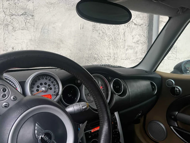 Mini cooper s 1.6 170pk 2005, 20-zg-kx - afbeelding 30 van  34