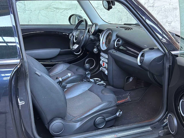 Mini cooper s 1.6 174pk 2008, 12-rhb-2 - afbeelding 24 van  43