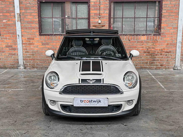 Mini cooper s cabriolet 1.6 163pk 2010, l-503-bx - afbeelding 34 van  40